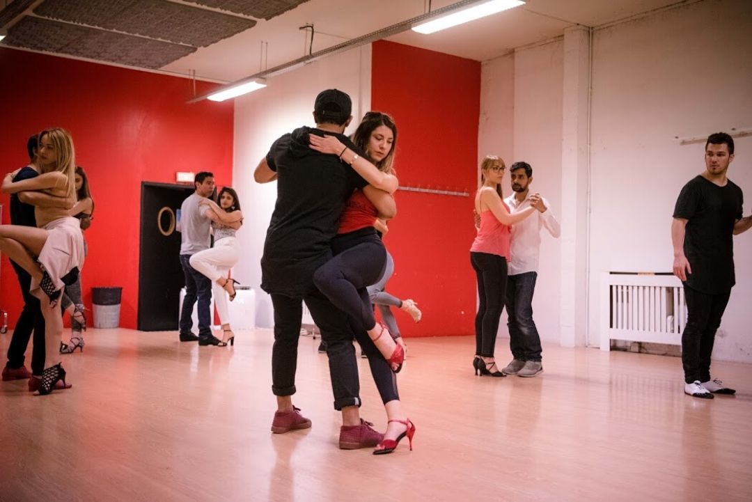 Quelles différences entre la Kizomba et l’Urban kiz ? 